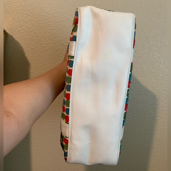 Isabella Fiore handbag - Picture 3 of 16